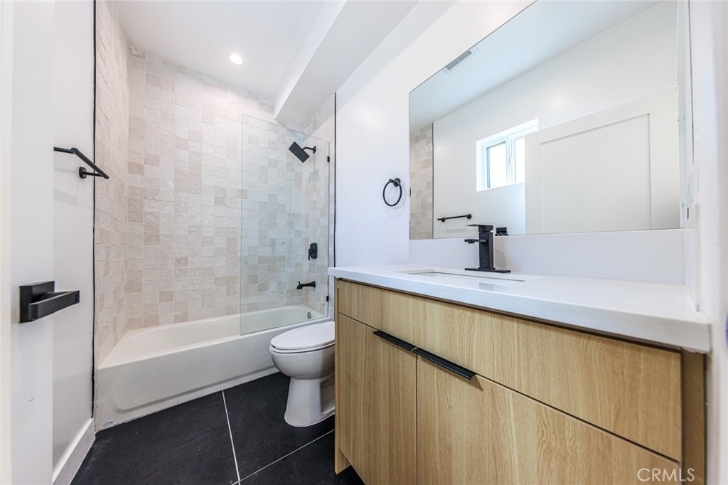 2426 S West View Street - Photo 12