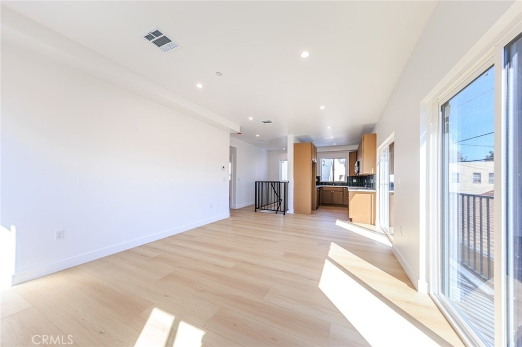 2426 S West View Street - Photo 16