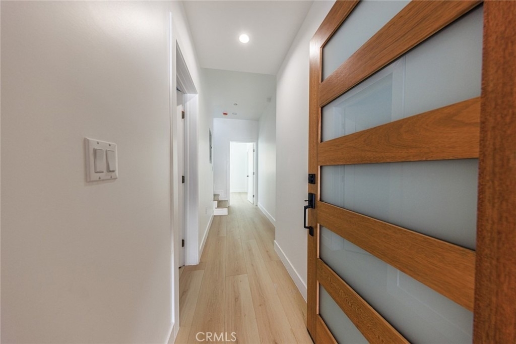 2426 S West View Street - Photo 5