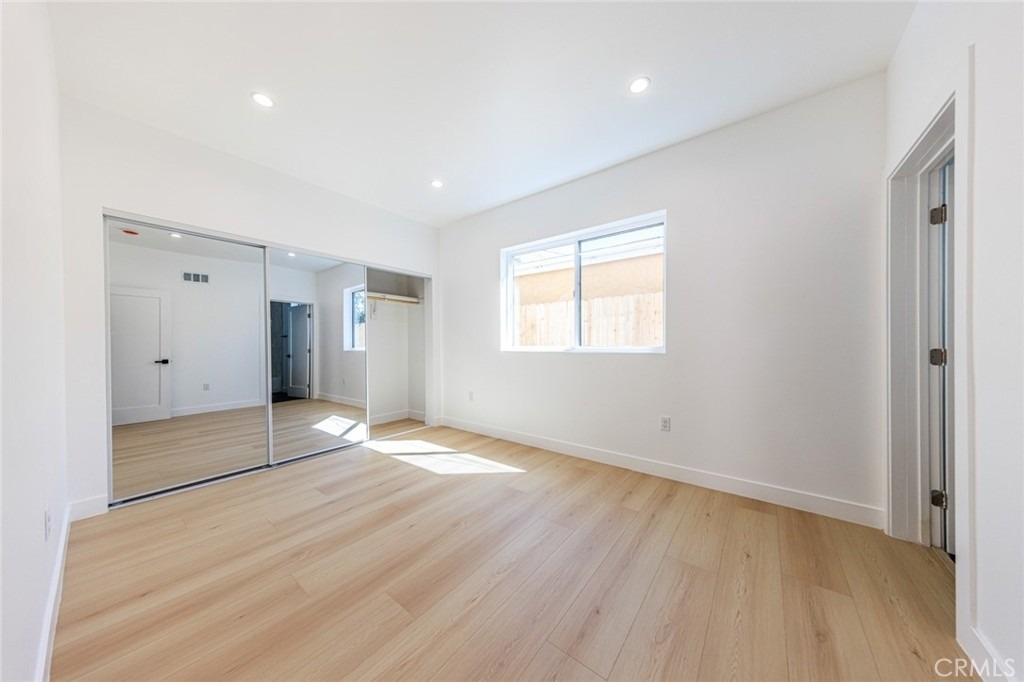 2426 S West View Street - Photo 10
