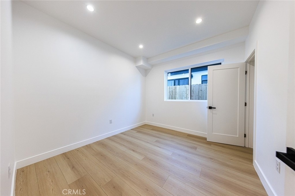 2426 S West View Street - Photo 6