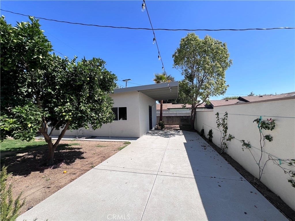 540 Crosby Street - Photo 2