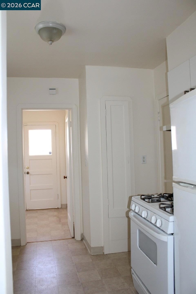 1209 Marin Ave. - Photo 8