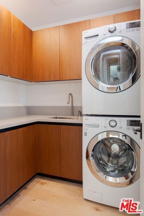 2919 Sanborn Avenue - Photo 32