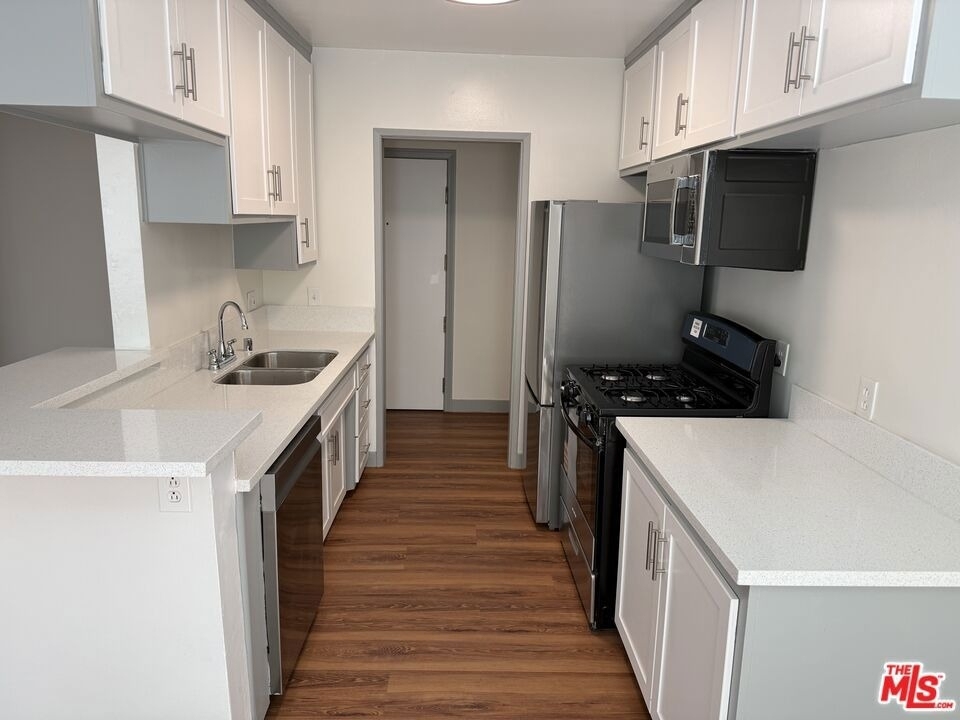 7769 Saint Bernard Street - Photo 1