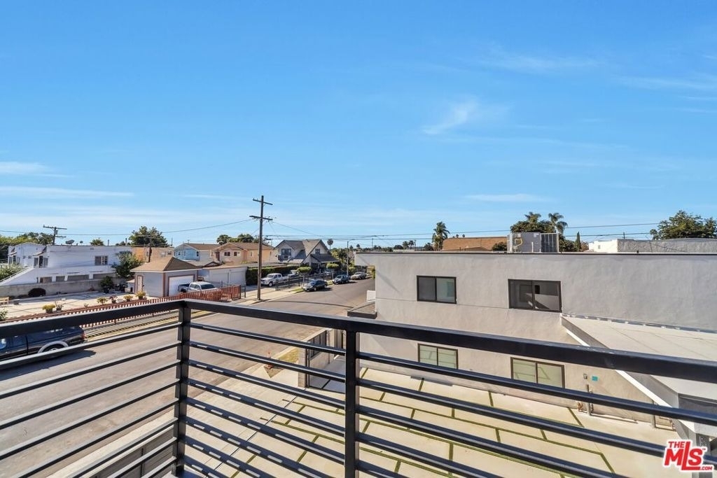 4239 Halldale Avenue - Photo 17