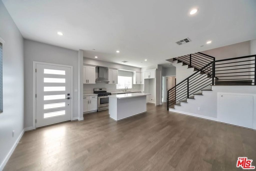 4239 Halldale Avenue - Photo 6
