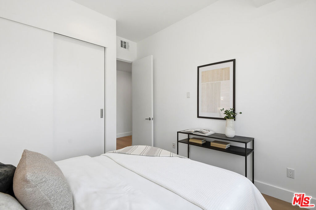 4095 Sawtelle Boulevard - Photo 31