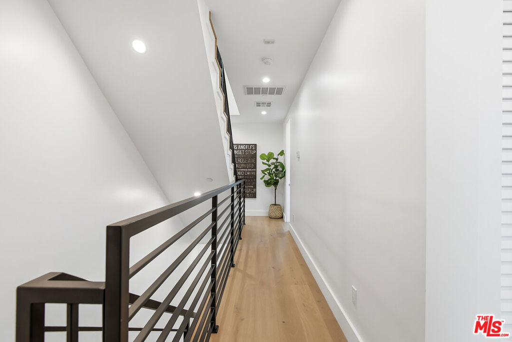 4095 Sawtelle Boulevard - Photo 17
