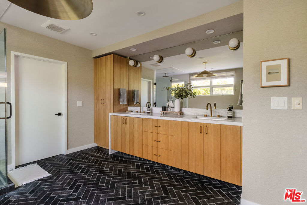712 San Lorenzo Street - Photo 23