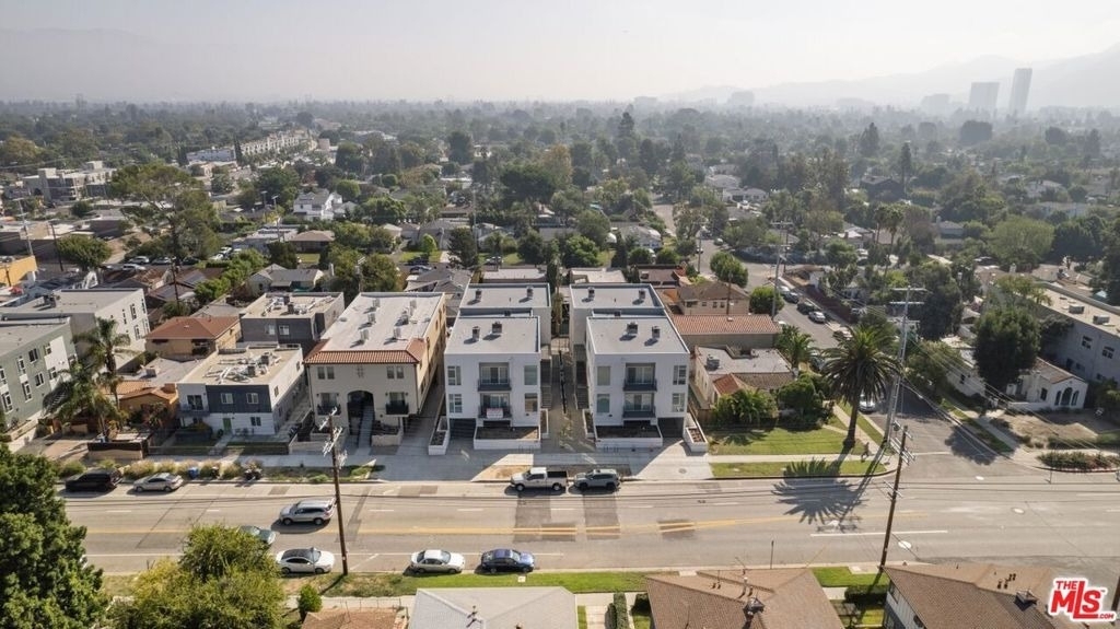 5114 Cahuenga Boulevard - Photo 0