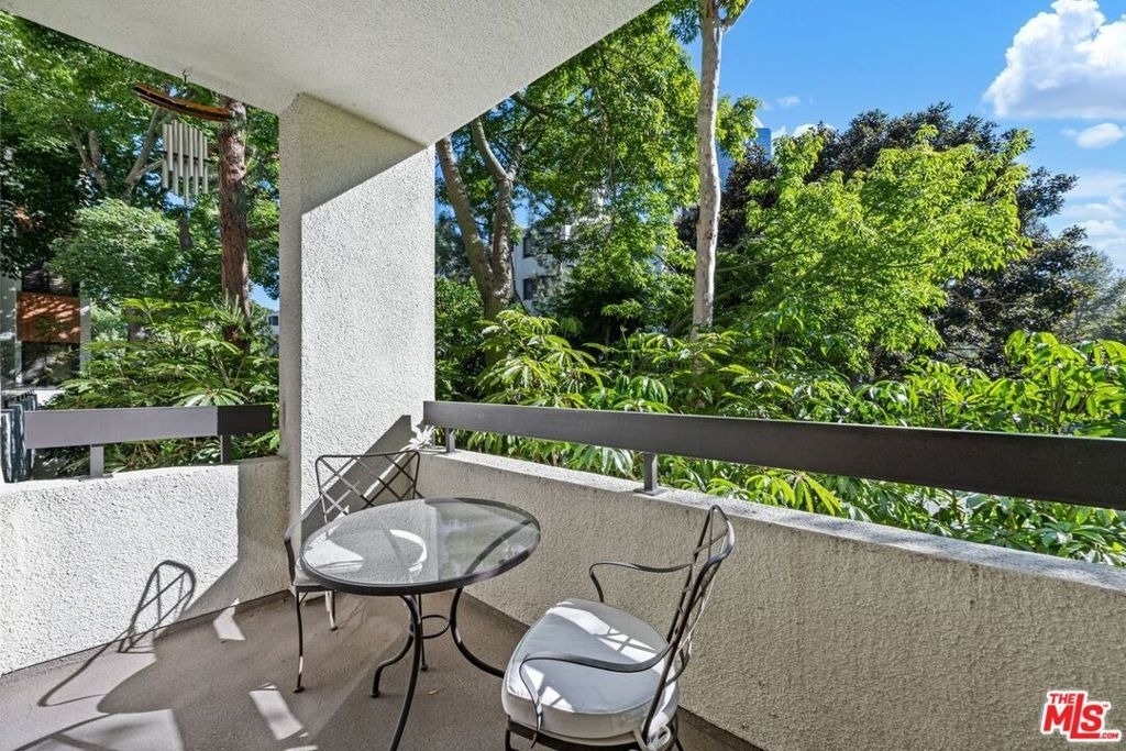2132 Century Park Lane - Photo 18