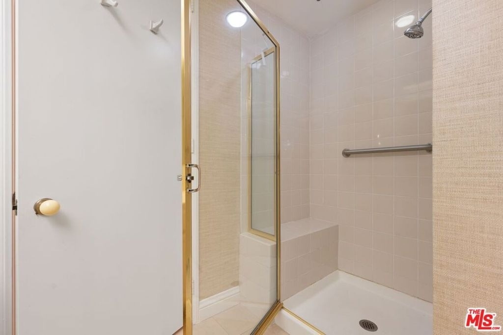 2132 Century Park Lane - Photo 31
