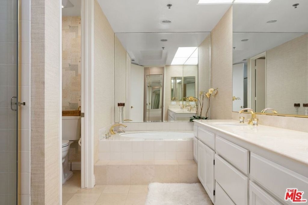 2132 Century Park Lane - Photo 6