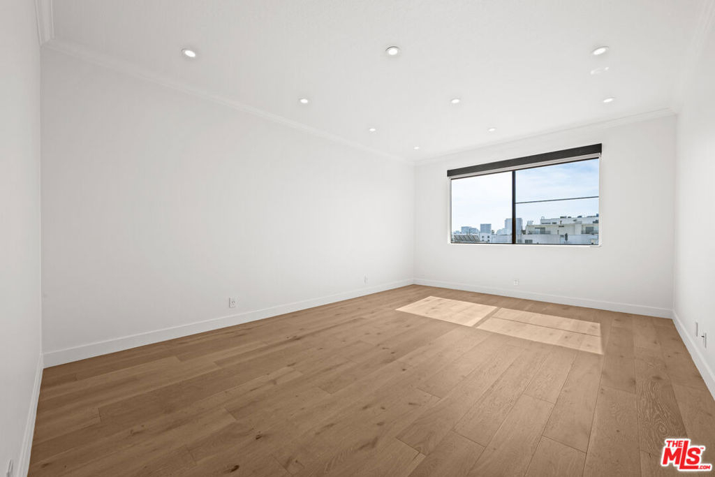 106 N Croft Avenue - Photo 25