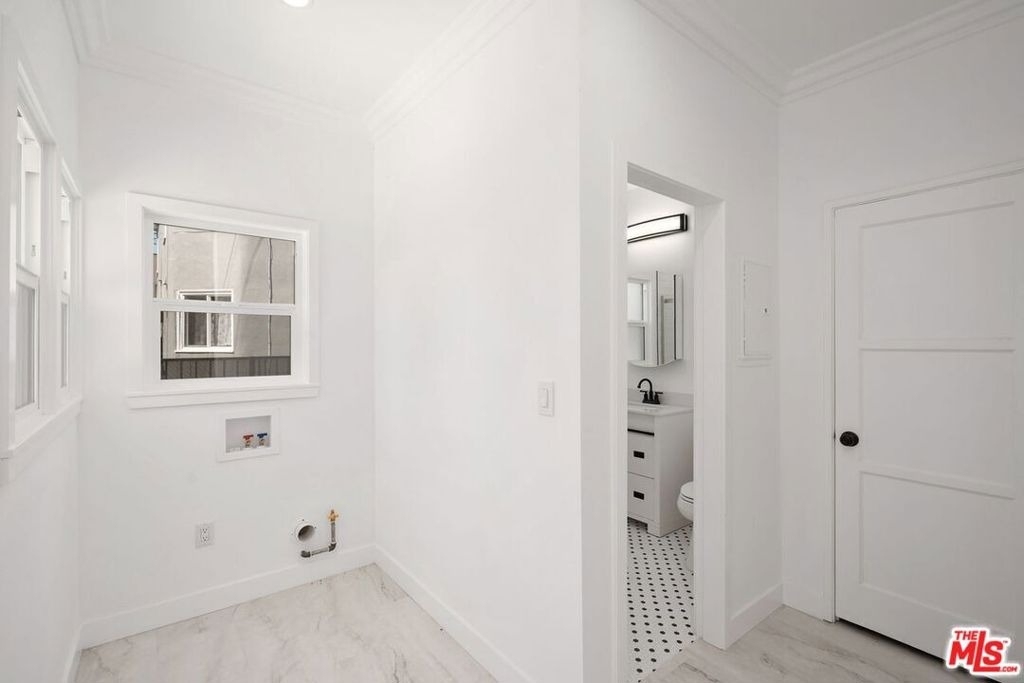 4526 St Elmo Drive - Photo 8