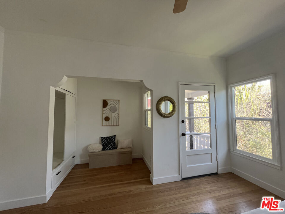 4526 St Elmo Drive - Photo 15
