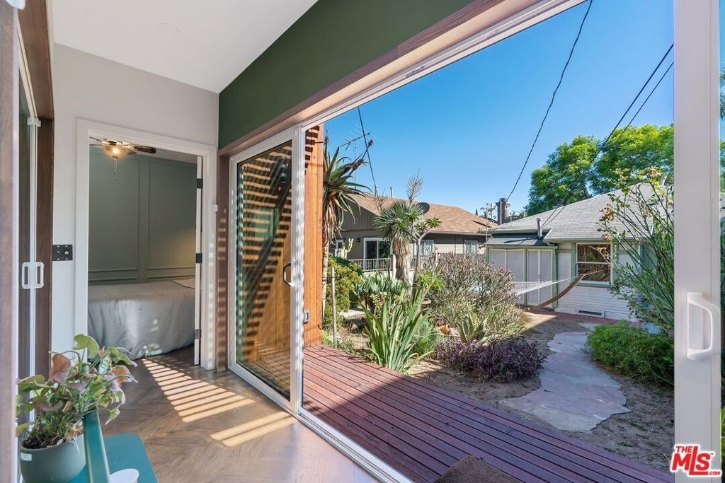 7507 1/2 Lexington Avenue - Photo 4