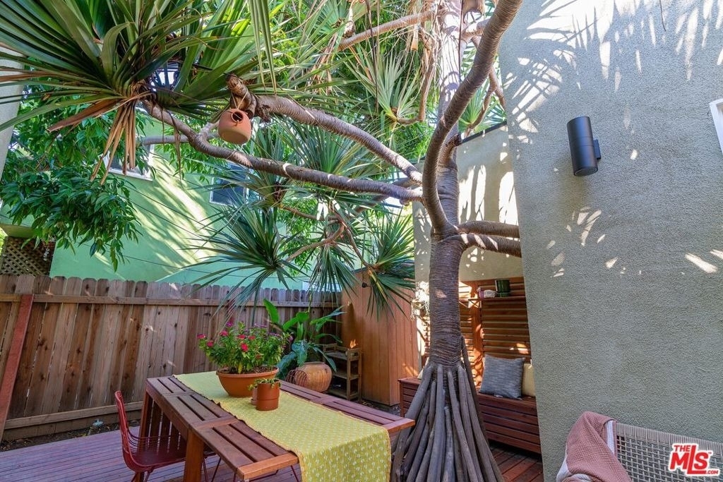 7507 1/2 Lexington Avenue - Photo 16