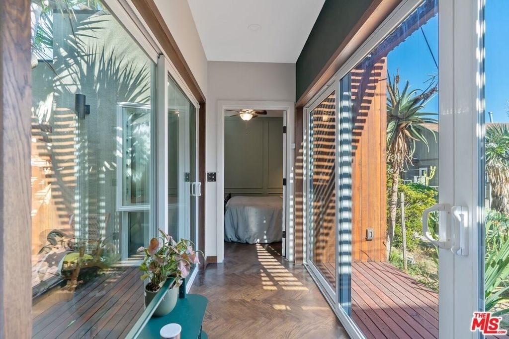 7507 1/2 Lexington Avenue - Photo 6