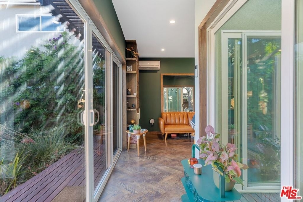 7507 1/2 Lexington Avenue - Photo 13