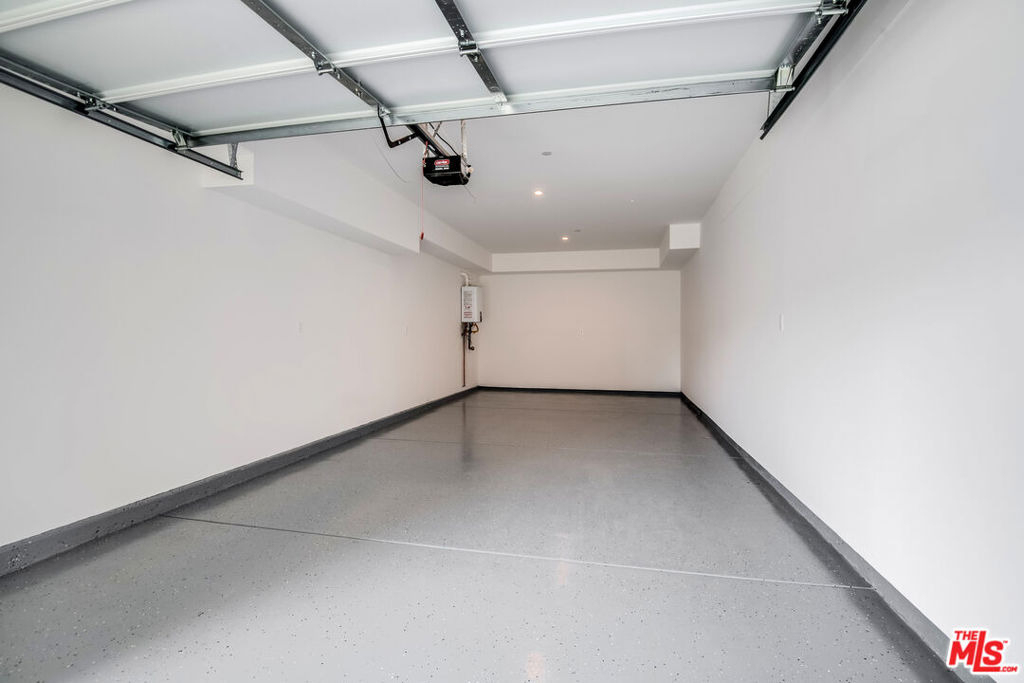 6112 Meridian Street - Photo 2
