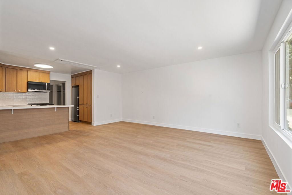 4442 Kingswell Avenue - Photo 5