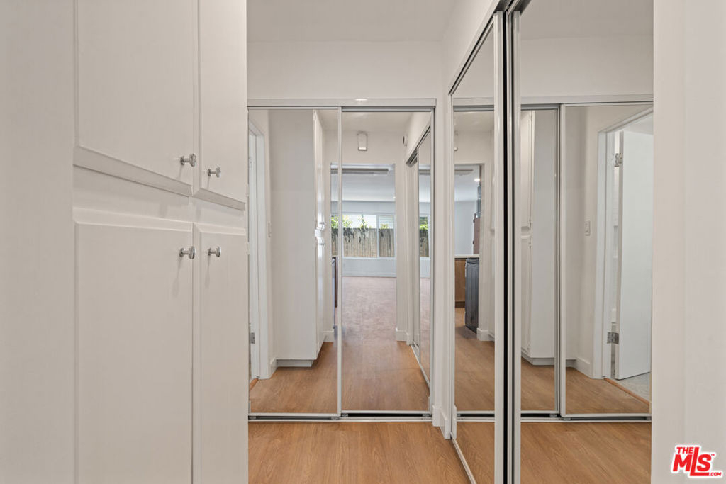 4442 Kingswell Avenue - Photo 11