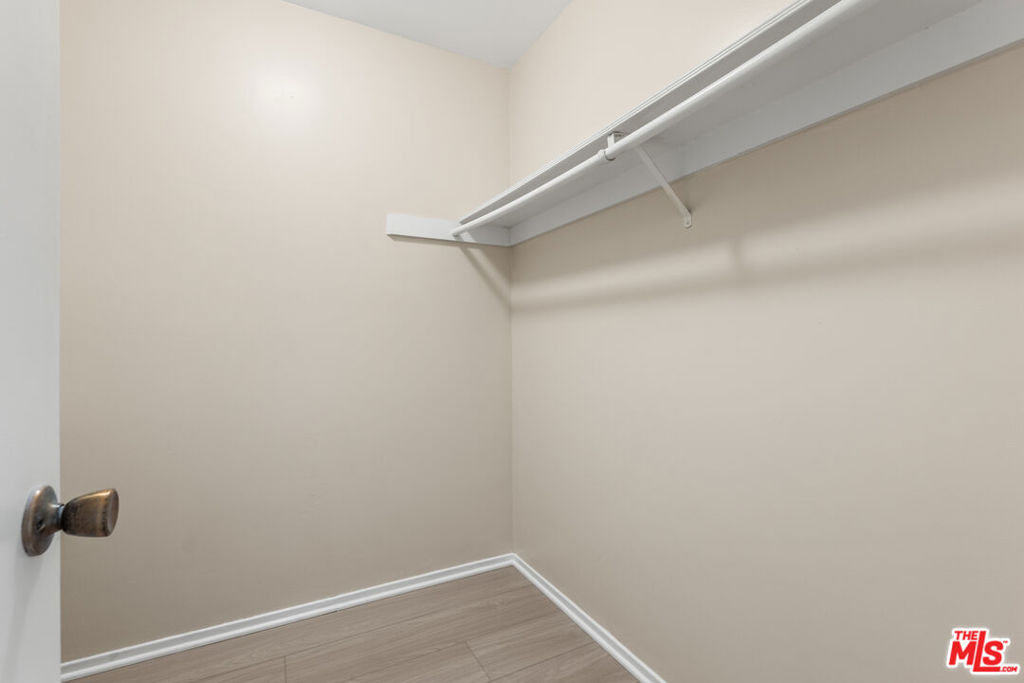 1814 1/2 Spreckels Lane - Photo 8