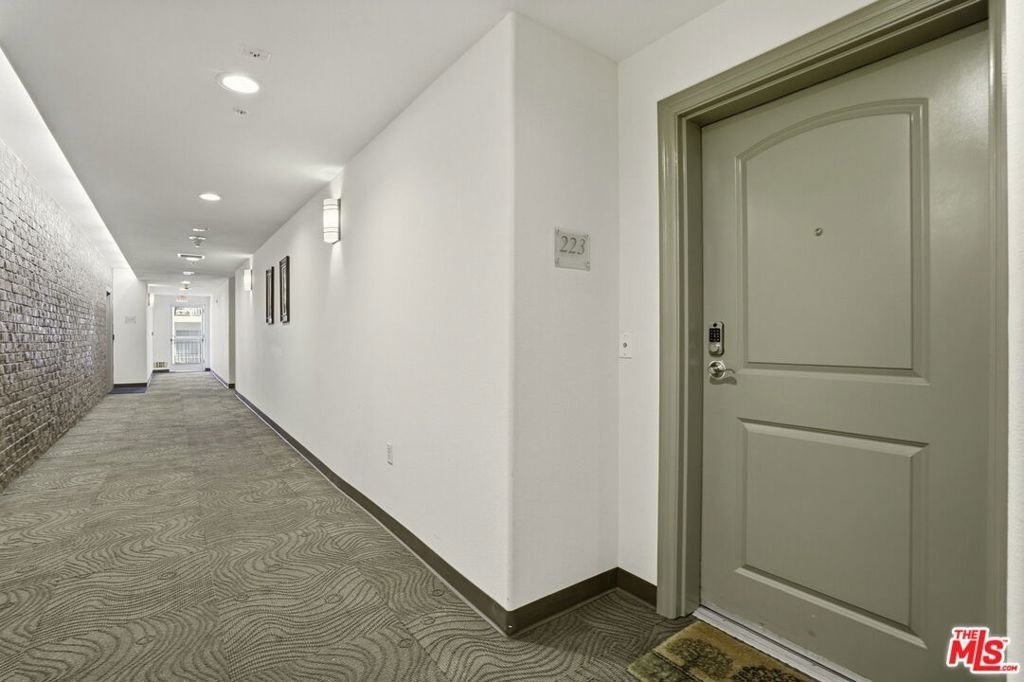 3740 Santa Rosalia Drive - Photo 17