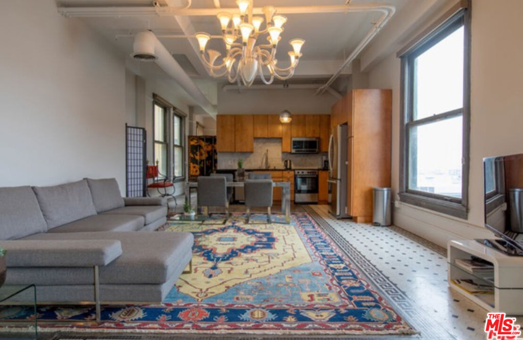 108 W 2nd Street - Photo 2