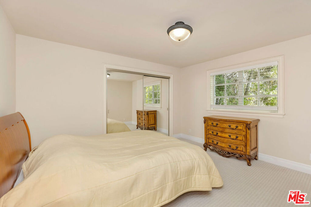 1922 Bel Air Road - Photo 36