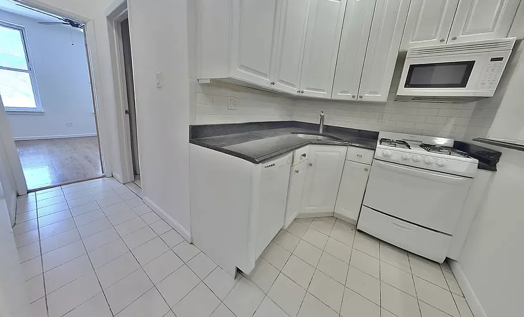 417 3rd Avenue - Photo 5