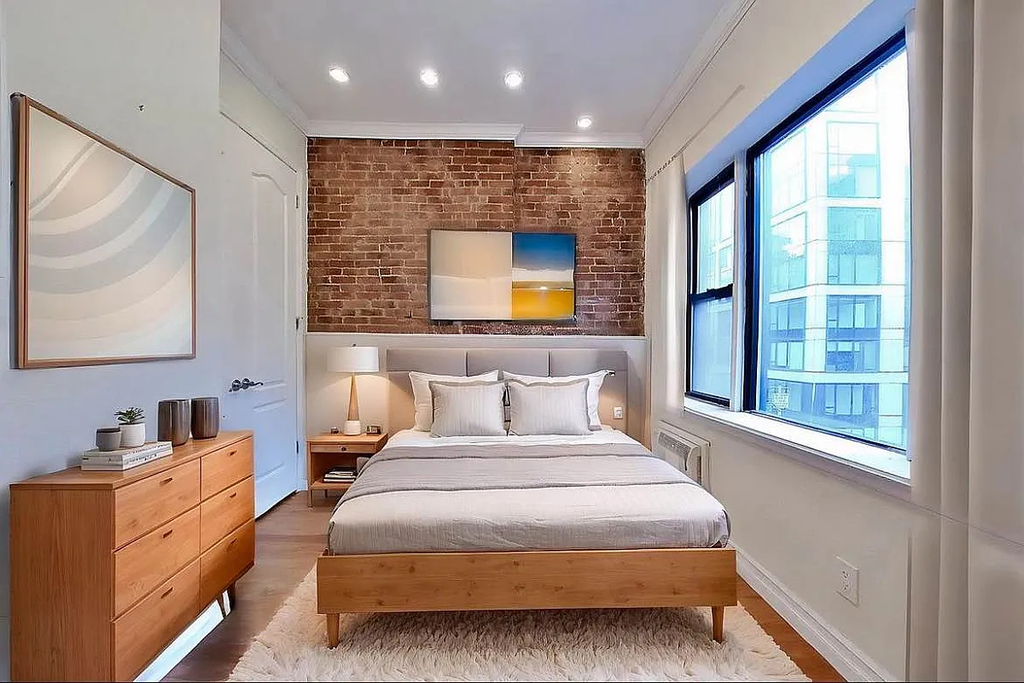 101 Lexington Avenue - Photo 2