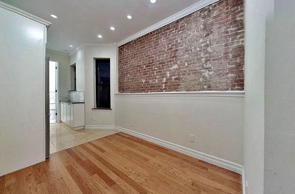 101 Lexington Avenue - Photo 1