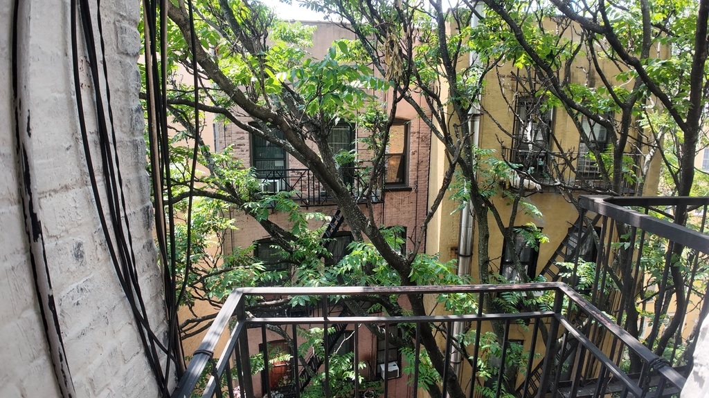 East 13th Street - Photo 9