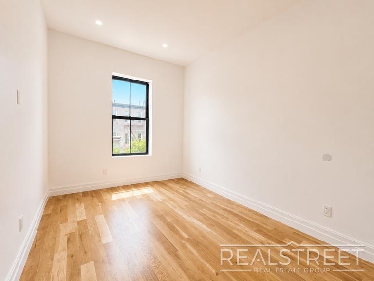 1405 Greene Ave - Photo 10