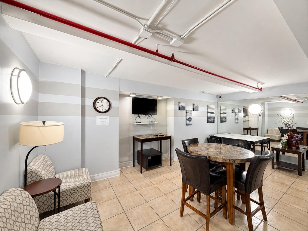 323 West 96th Street - Photo 17