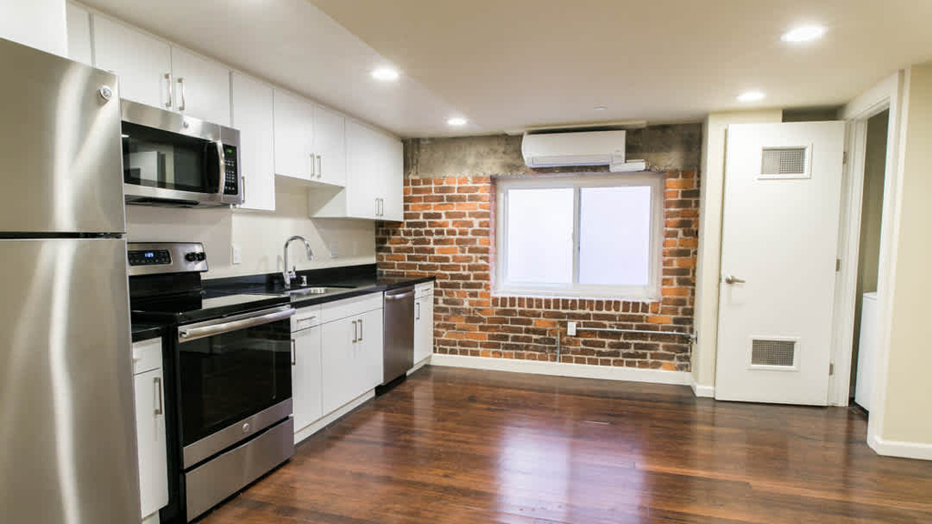 1455 4th St - Photo 9
