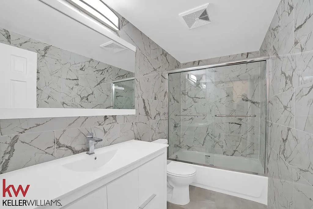 83rd Street - Photo 5