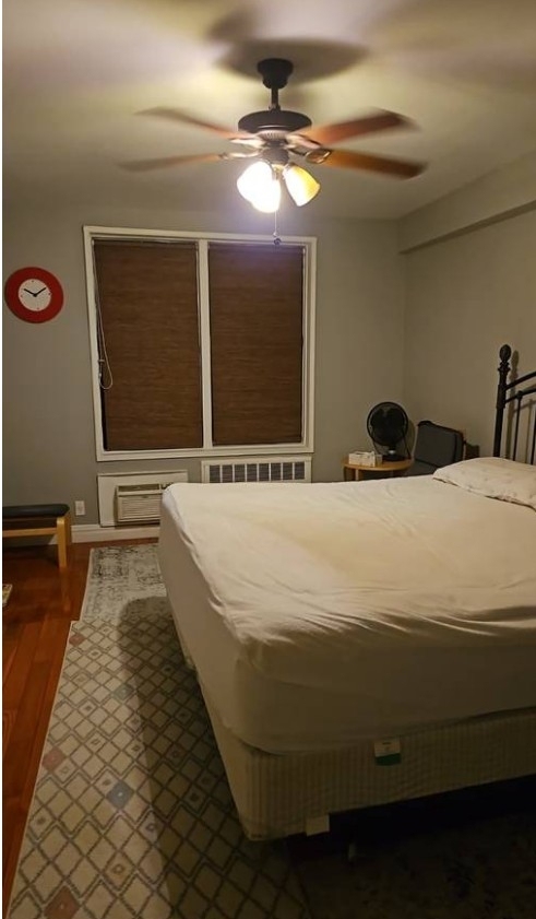 100-25 Queens Boulevard - Photo 2