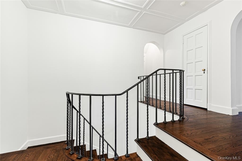 6 Fox Meadow Road - Photo 8
