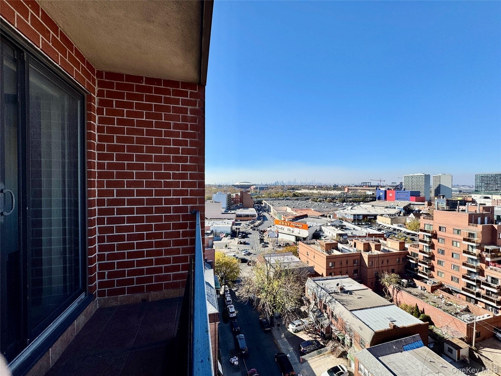 13226 Avery Avenue - Photo 12