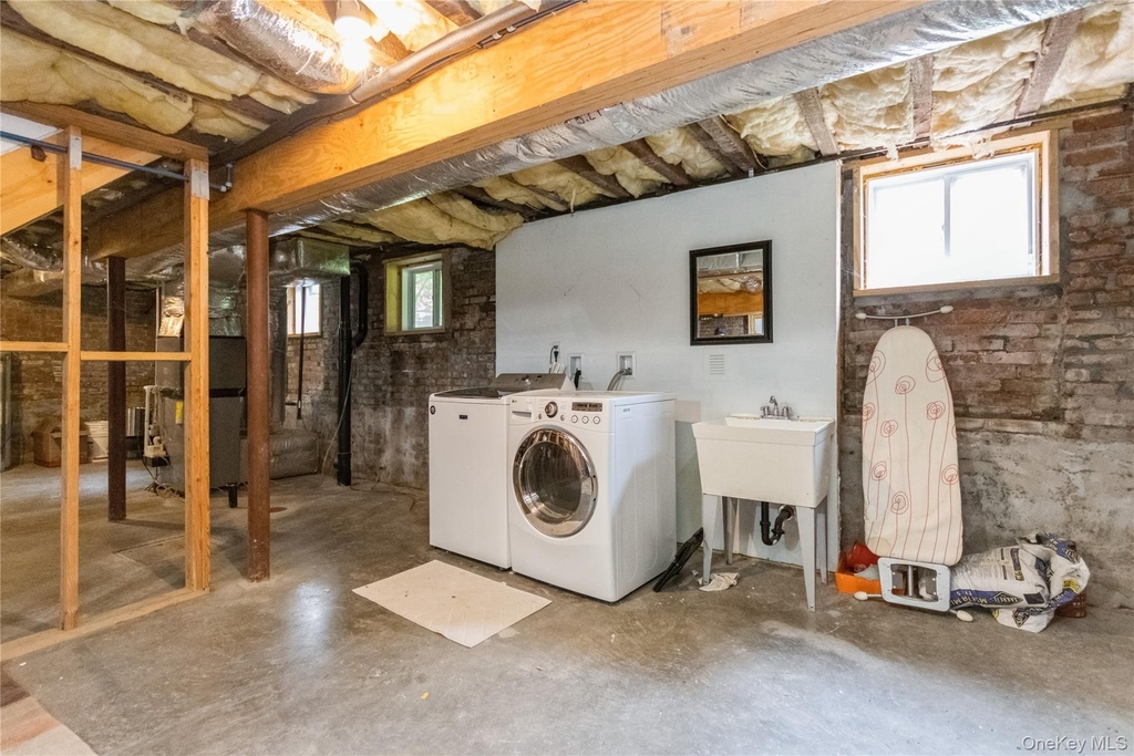 120 Verplanck Avenue - Photo 26