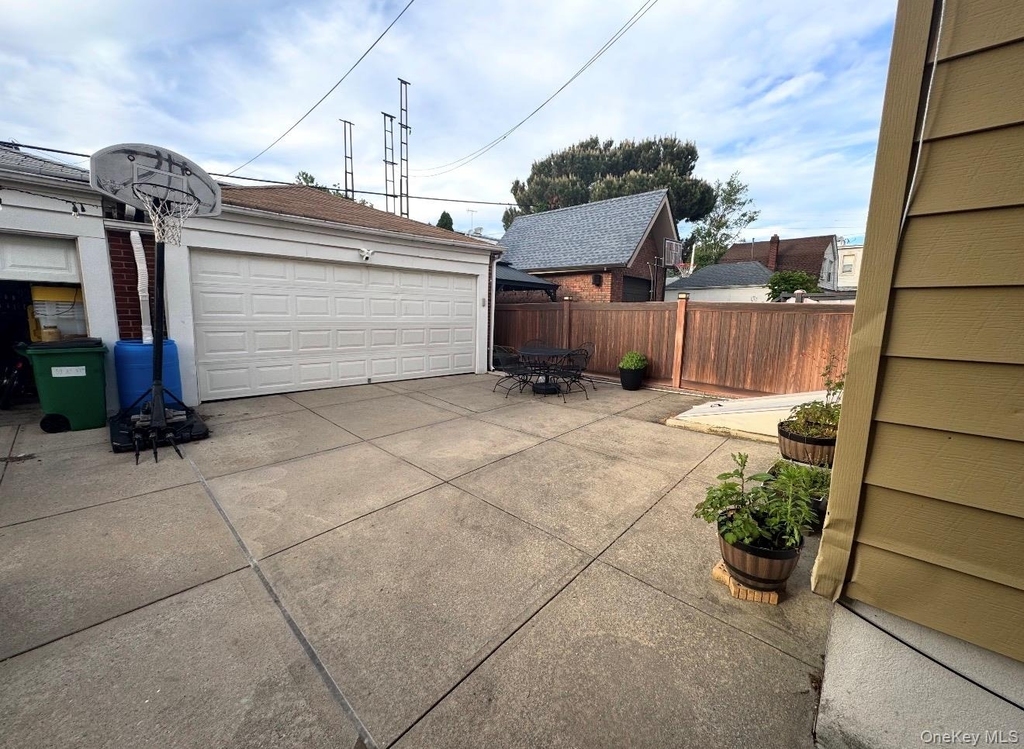 5985 57th Drive - Photo 11