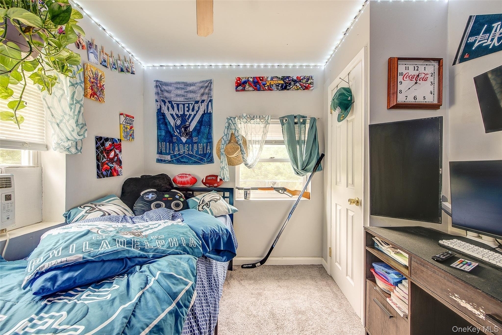 8 Carl Place - Photo 7