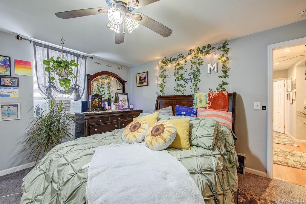 8 Carl Place - Photo 8