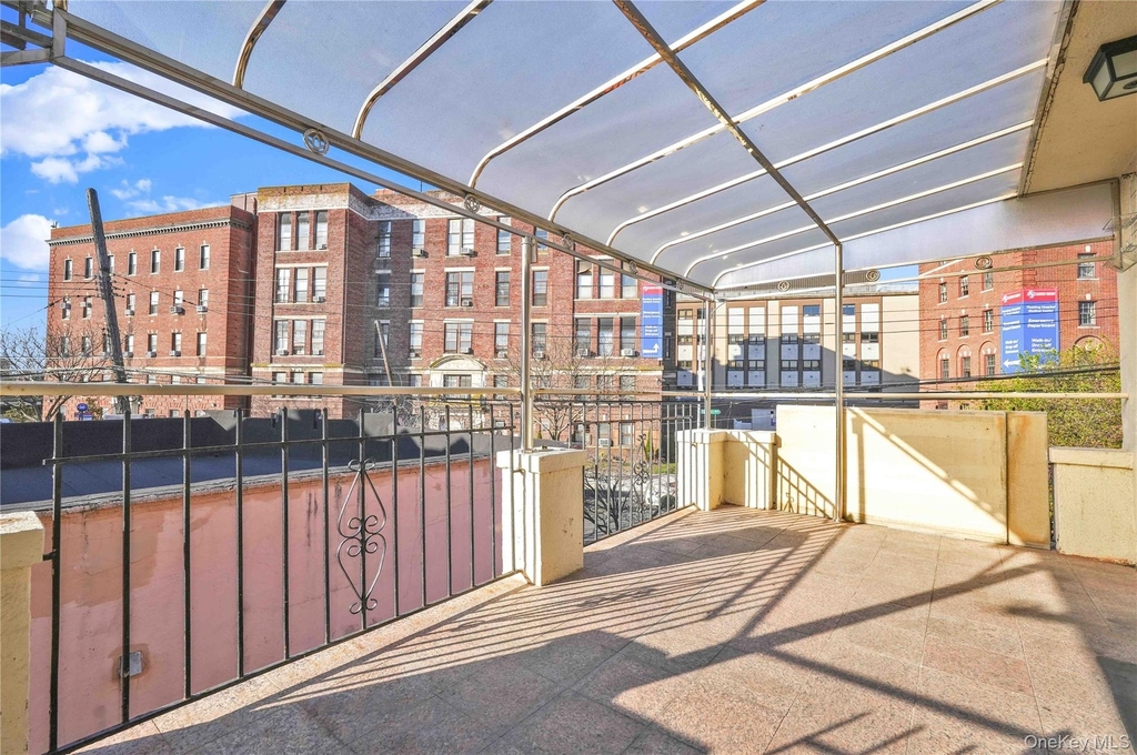 43-45 Parsons Boulevard - Photo 3