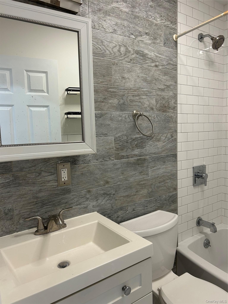 139-11 87th Drive - Photo 7