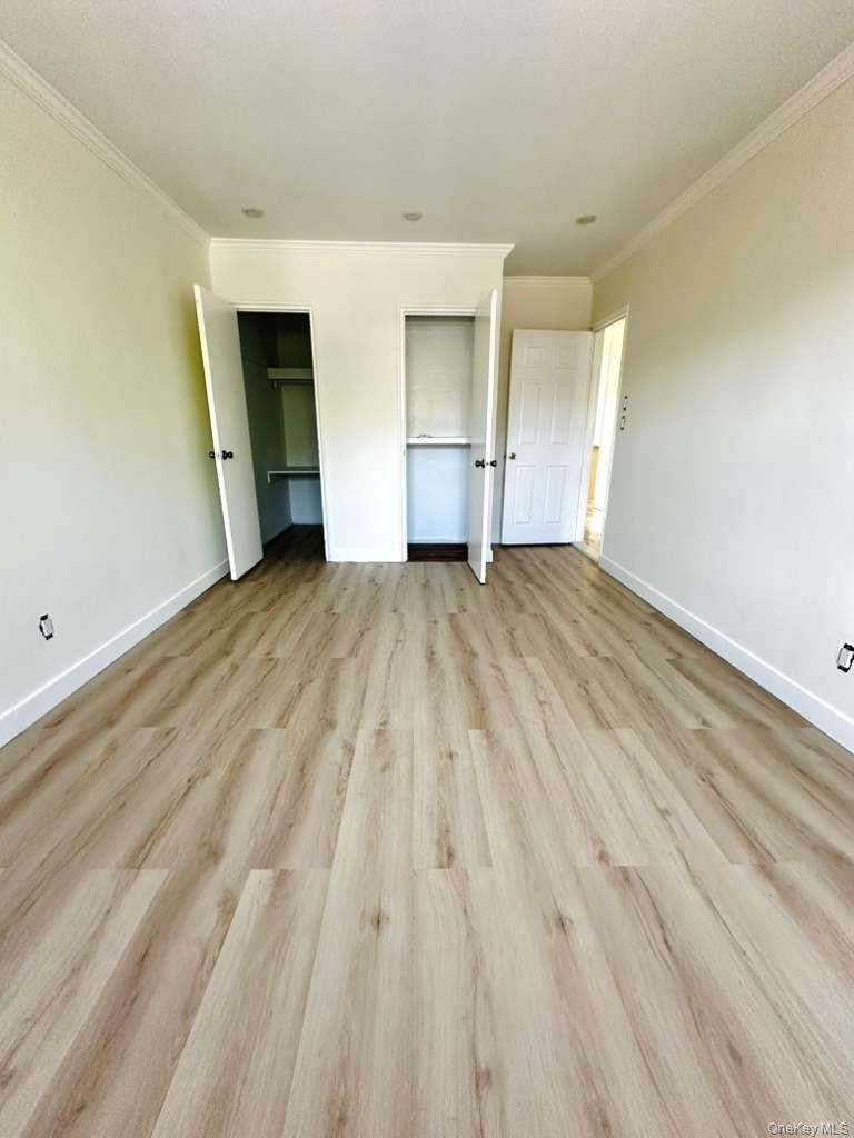 25-33 77th - Photo 9